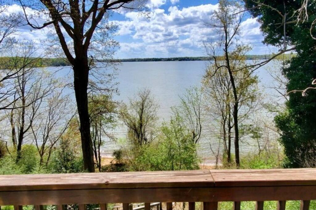 2 Bedroom Newly Renovated Waterfront Home; 10 Min From Mgm & The Gaylord Fort Washington Buitenkant foto